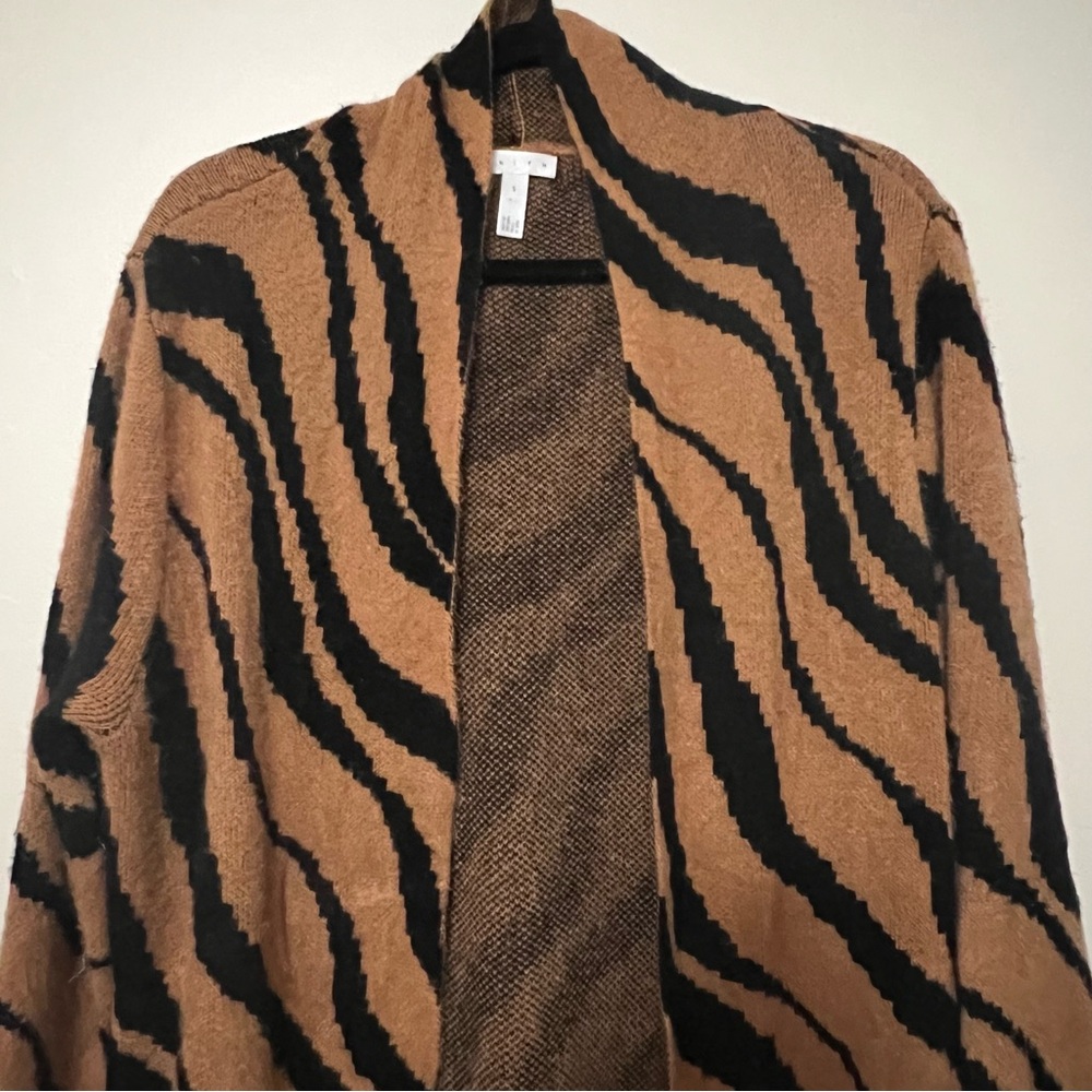 Leith‎ Animal Print Long Cardigan Sweater Coat Zebra Tiger Stripe Small - Picture 2 of 5